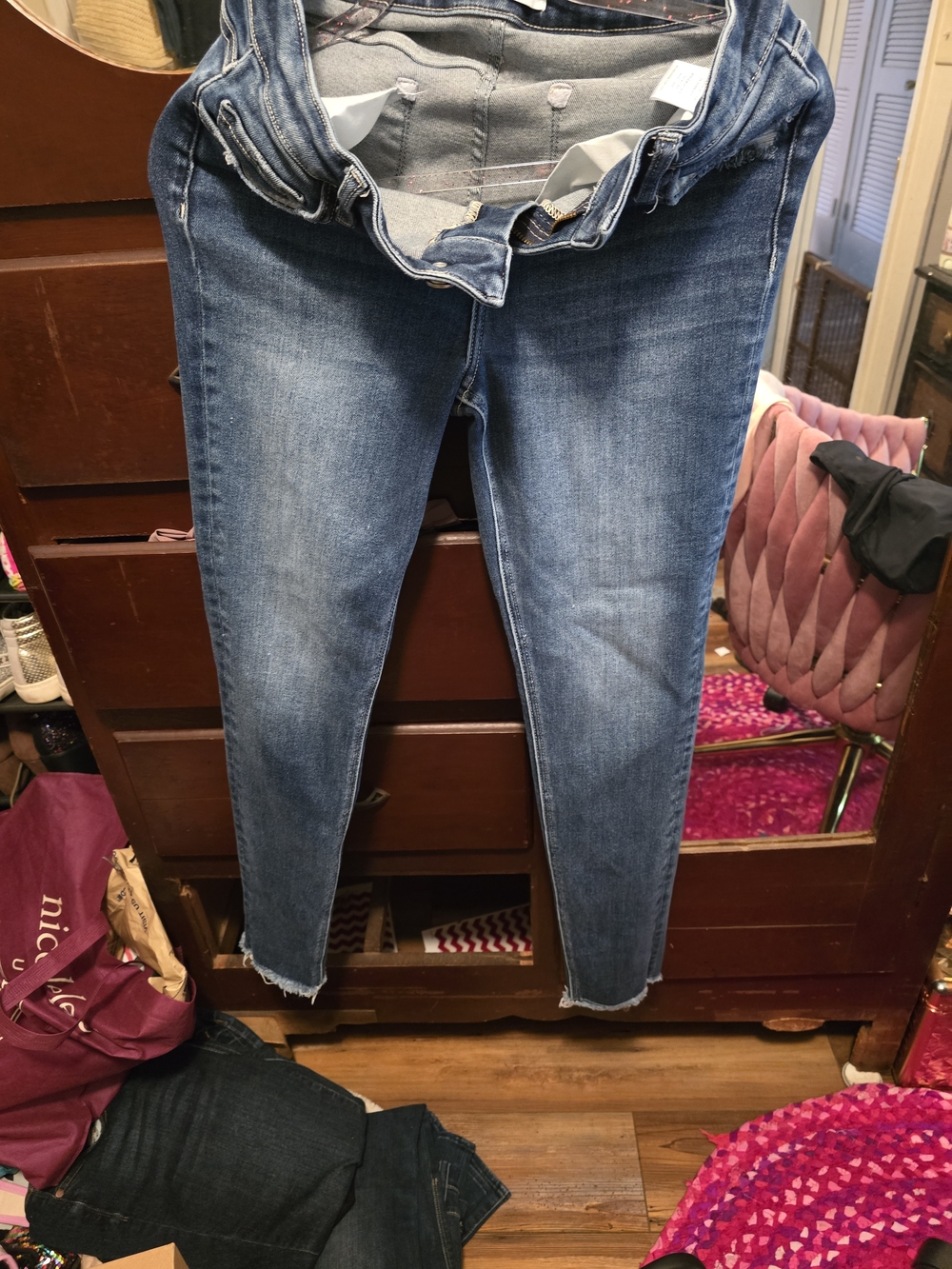 Women’s Skinny High-Rise Jeans in Medium Blue Wash